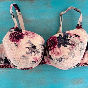 Cacique Floral Lace Trim Lightly Padded Underwire Bra Pink & Purple Sz 44D